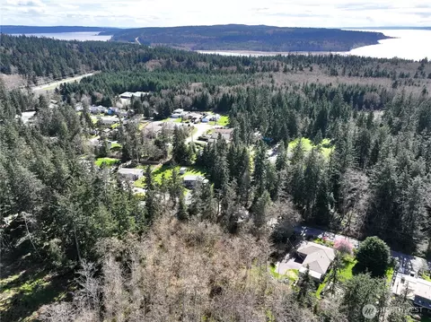 401 Gramayre Rd, Coupeville, WA 98239