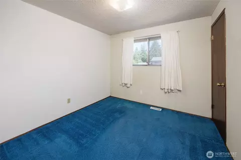 Bedroom - 8926 Emerson Pl, Everett, WA 98208 photo 2 of 4