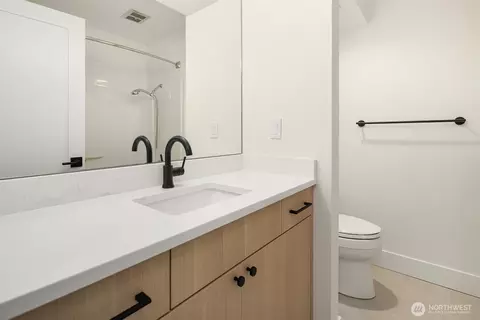 Bath - 9504 Odin Way, Bothell, WA 98011 photo 6 of 6
