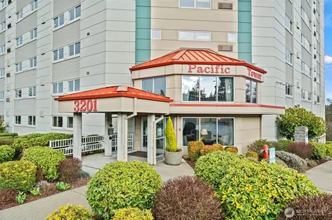 3201 Pacific Ave #1208, Tacoma, WA 98418