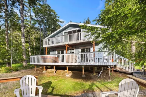 Exterior - 61 E Orchard Beach Dr, Grapeview, WA 98546 photo 7 of 7