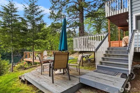 Exterior - 61 E Orchard Beach Dr, Grapeview, WA 98546 photo 5 of 7