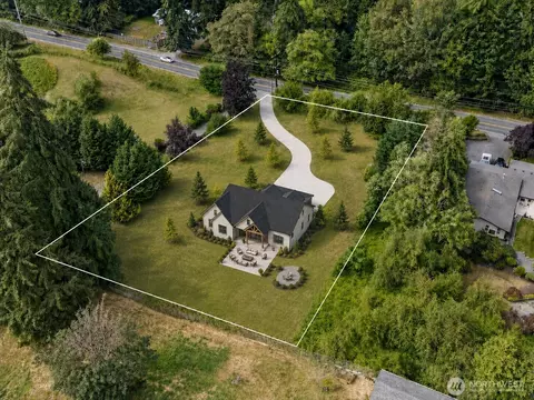 2352 31st Ave SW, Puyallup, WA 98373