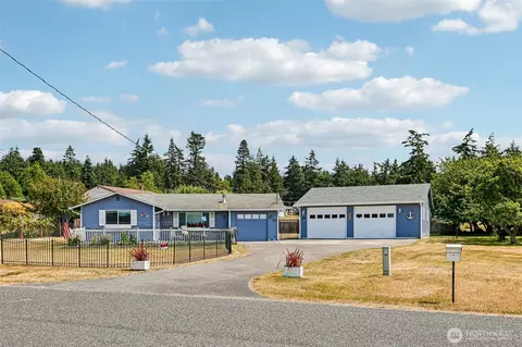 895 Prairie View Ave, Coupeville, WA 98239