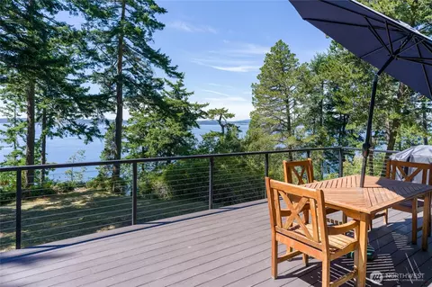 1368 Channel Rd, Lopez Island, WA 98261