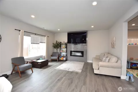 Living - 2118 228th Pl SW #EP 36, Bothell, WA 98021 photo 1 of 1