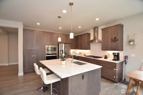 Kitchen - 2118 228th Pl SW #EP 36, Bothell, WA 98021 photo 3 of 4