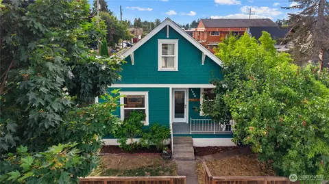 1208 S Oakes St, Tacoma, WA 98405
