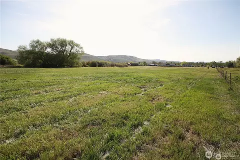 0 Heron Farm Ln, Ellensburg, WA 98926