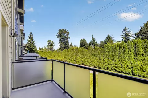 Exterior - 13415 46th Ave SE #5, Bothell, WA 98012 photo 5 of 6