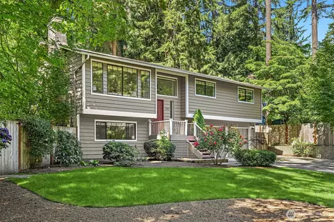 15605 180th Ave NE, Woodinville, WA 98072
