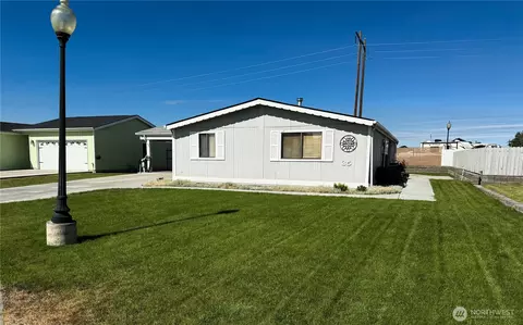 1701 E Burr Ave #35, Moses Lake, WA 98837