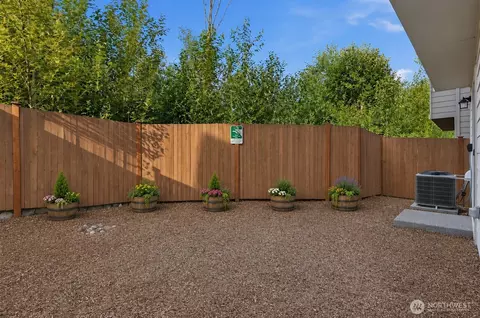 Exterior - 309 207th Pl SE, Bothell, WA 98012 photo 5 of 6
