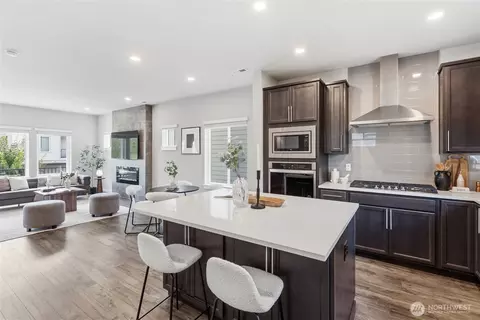 Kitchen - 309 207th Pl SE, Bothell, WA 98012 photo 4 of 5