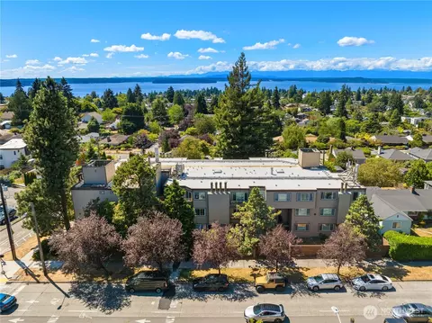6055 35th Ave SW #107, Seattle, WA 98126