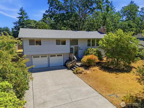 8401 59th Ave SW, Lakewood, WA 98499