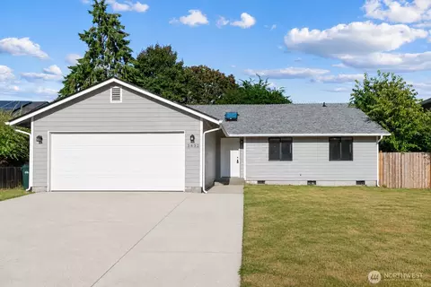3832 Blue Finch Ct SE, Lacey, WA 98503