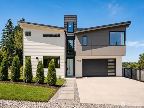 9215 22nd Ave SW, Seattle, WA 98106