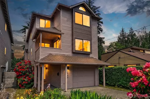 3834 NE 86th St, Seattle, WA 98115