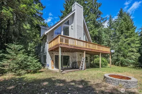19002 20th St NW, Lakebay, WA 98349