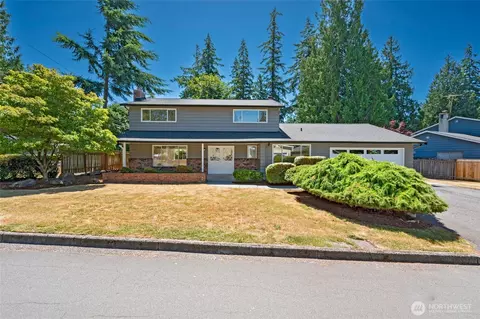 305 NW 198th St, Shoreline, WA 98177