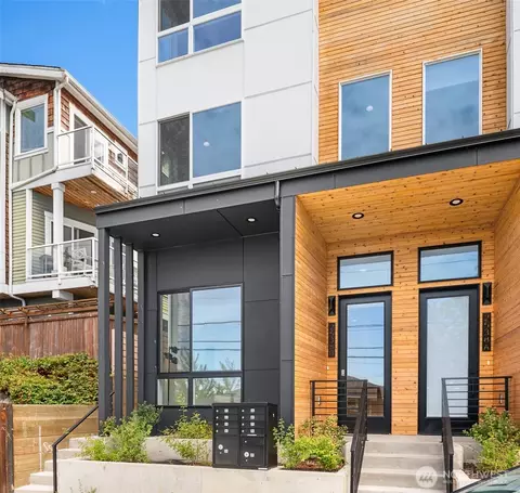 2538 14th Ave W #B, Seattle, WA 98119