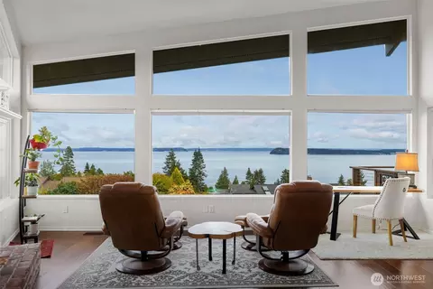 20 Jackson Ln, Port Ludlow, WA 98365