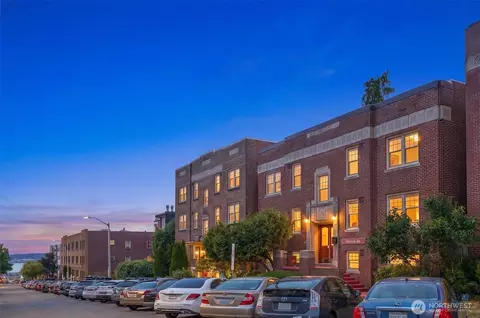 625 4th Ave W, Seattle, WA 98119