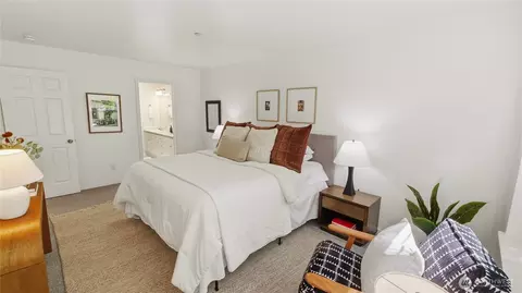 Bedroom - 424 228th St SW #H203, Bothell, WA 98021 photo 3 of 4