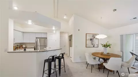 Dining - 424 228th St SW #H203, Bothell, WA 98021 photo 2 of 2