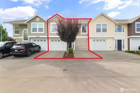 5921 111th Street Ct E #44, Puyallup, WA 98373