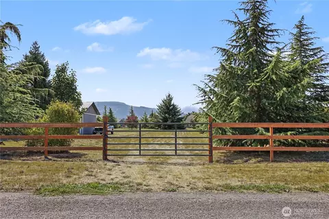 Exterior - 921 W Oak Ct, Sequim, WA 98382 photo 9 of 16