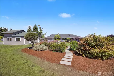 Exterior - 921 W Oak Ct, Sequim, WA 98382 photo 7 of 16