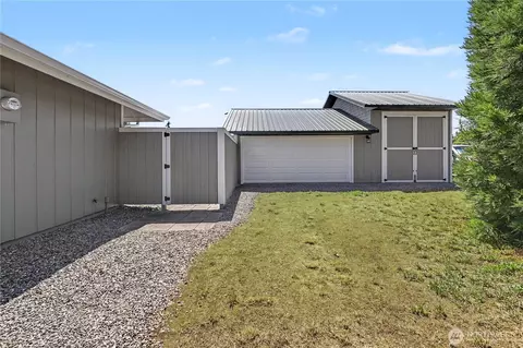 Exterior - 921 W Oak Ct, Sequim, WA 98382 photo 15 of 16