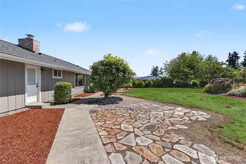 Exterior - 921 W Oak Ct, Sequim, WA 98382 photo 5 of 16
