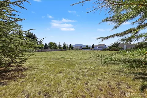 Exterior - 921 W Oak Ct, Sequim, WA 98382 photo 10 of 16