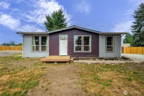 16507 Suntree Ct SE, Yelm, WA 98597