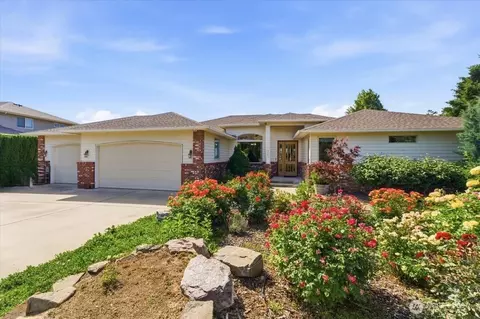 3643 Ridgeview Blvd, Wenatchee, WA 98801