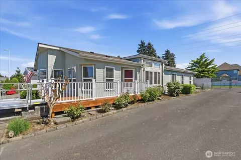 16500 SE 1st St #27, Vancouver, WA 98684
