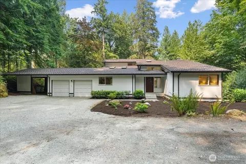 14629 255th Ave SE, Issaquah, WA 98027