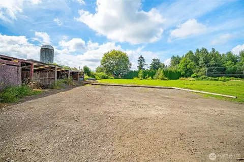Exterior - 7624 Oat Coles Rd, Everson, WA 98247 photo 7 of 11