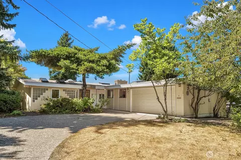 3621 81st Ave SE, Mercer Island, WA 98040