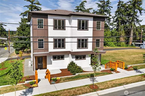 55 NE Kettle St #A1, Oak Harbor, WA 98277