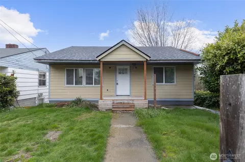 5752 NE 62nd St, Seattle, WA 98115