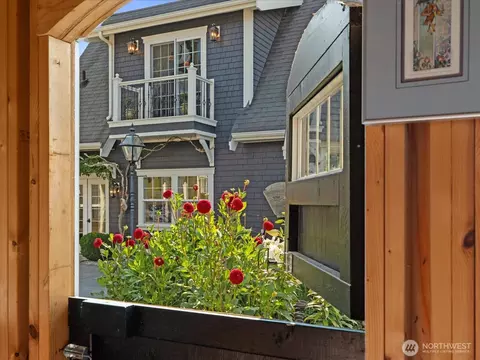 Exterior - 519 Talbott St, La Conner, WA 98257 photo 12 of 15