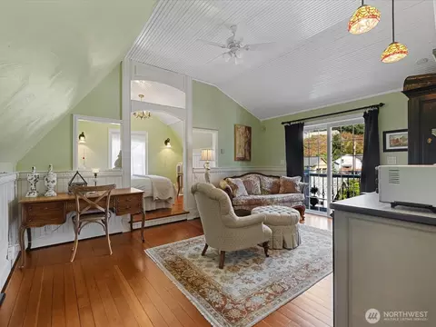 Living - 519 Talbott St, La Conner, WA 98257 photo 4 of 4