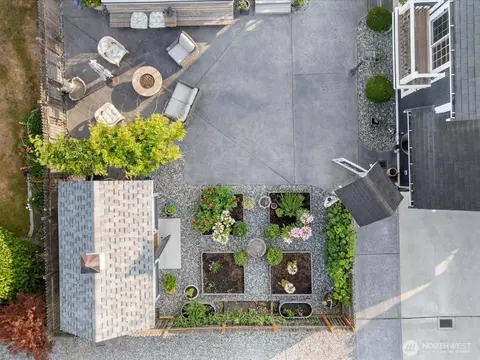 Exterior - 519 Talbott St, La Conner, WA 98257 photo 14 of 15