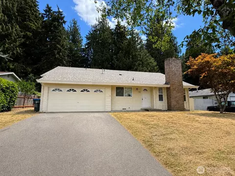 483 NE Conifer Dr, Bremerton, WA 98311