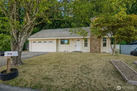 483 NE Conifer Dr, Bremerton, WA 98311