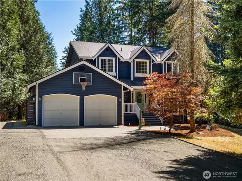 5950 SE Mullenix Rd, Port Orchard, WA 98367